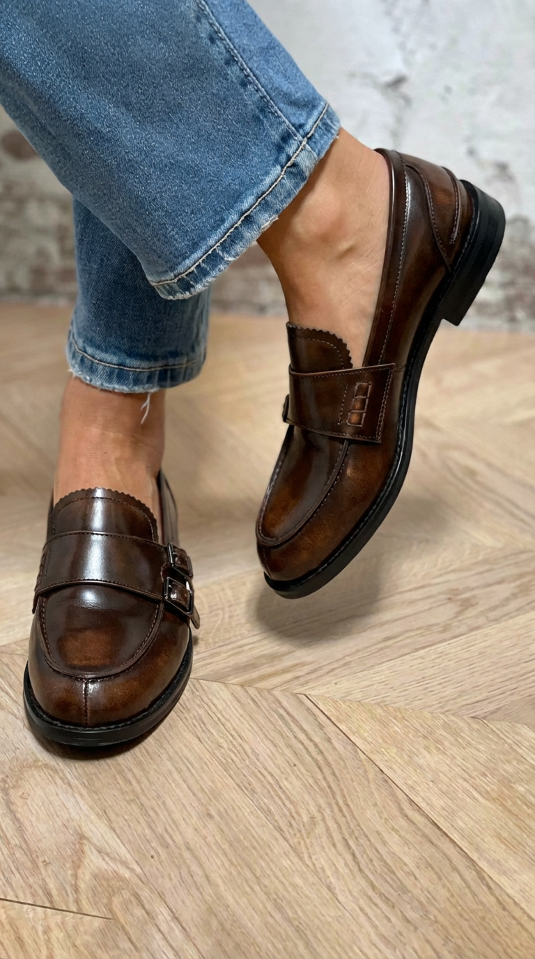 MOCASSINO CLASSICO CON DOPPIA FIBBIA