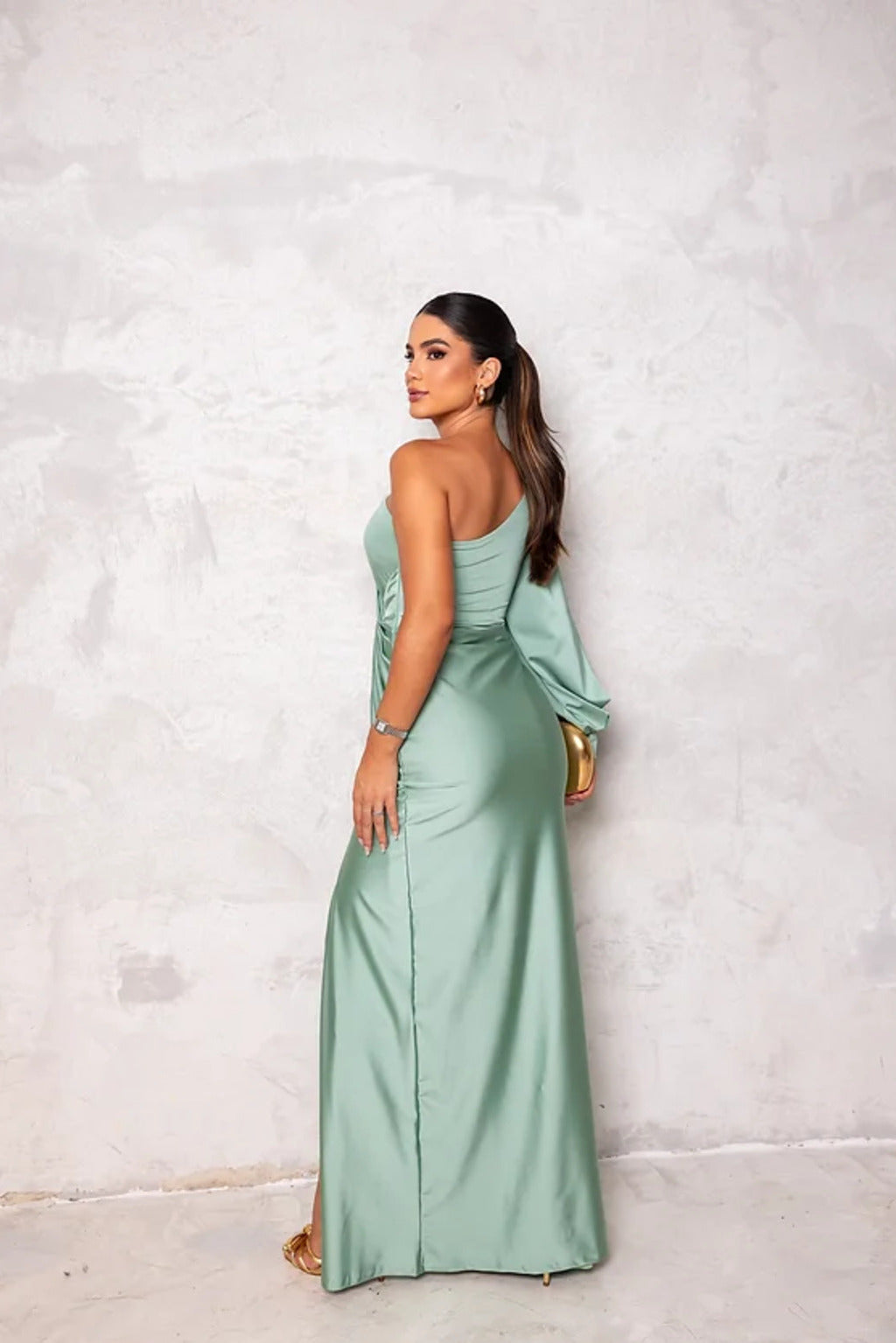 Anna - Silhouette Elegante del Vestito